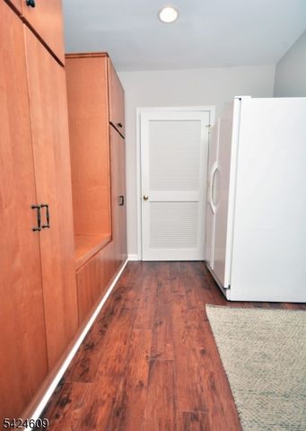 11 Devonald Dr, Bethlehem Twp., NJ 08802