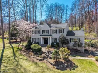 11 Devonald Dr, Bethlehem Twp., NJ 08802