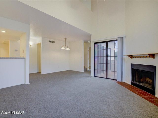 4271 N River Grove Cir Apt 236, Tucson, AZ 85719