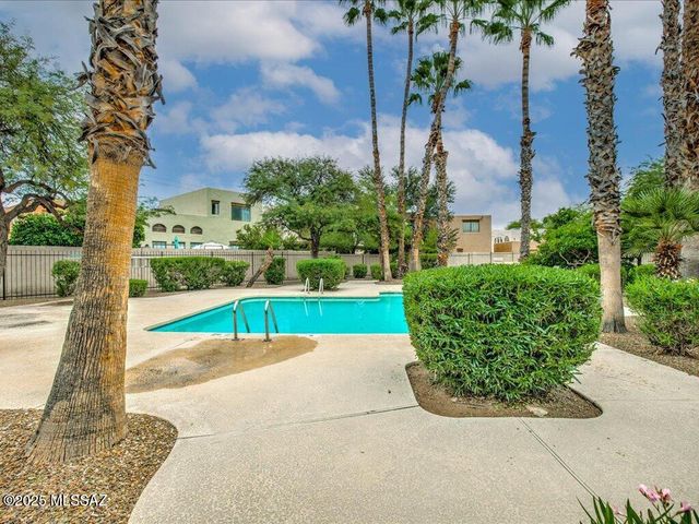 4271 N River Grove Cir Apt 236, Tucson, AZ 85719