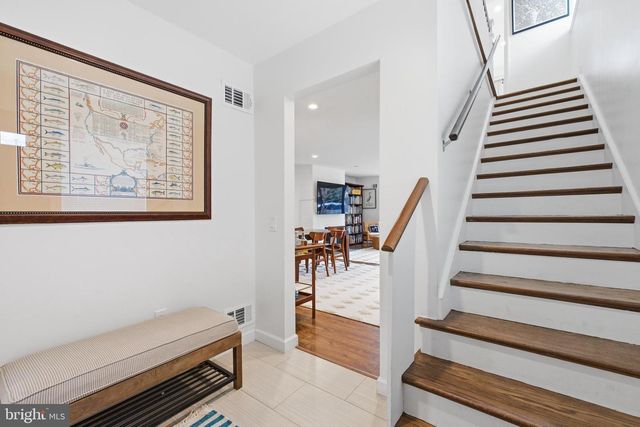 4848 RESERVOIR RD NW, Washington, DC 20007