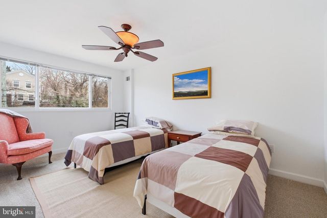 4848 RESERVOIR RD NW, Washington, DC 20007