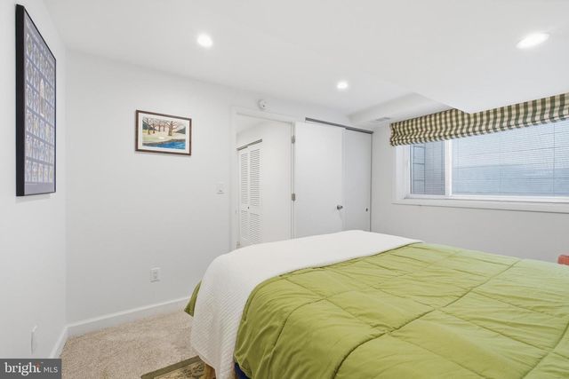 4848 RESERVOIR RD NW, Washington, DC 20007