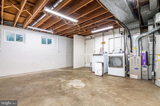 4848 RESERVOIR RD NW, Washington, DC 20007