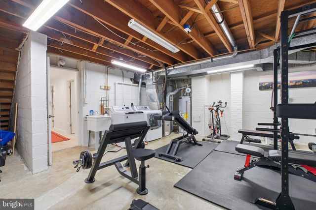 4848 RESERVOIR RD NW, Washington, DC 20007