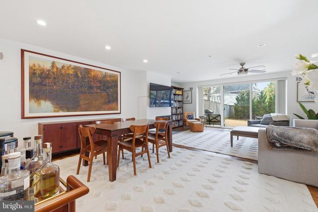 4848 RESERVOIR RD NW, Washington, DC 20007