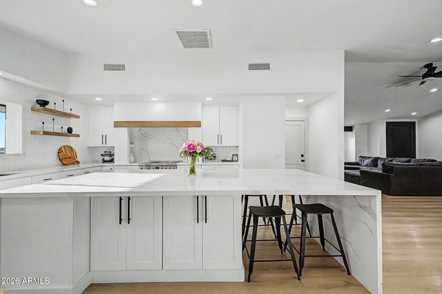18625 E VIA DEL JARDIN --, Queen Creek, AZ 85142