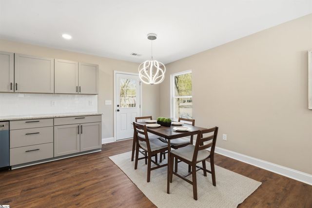 1606 S Murray Ave Extension, Anderson, SC 29624