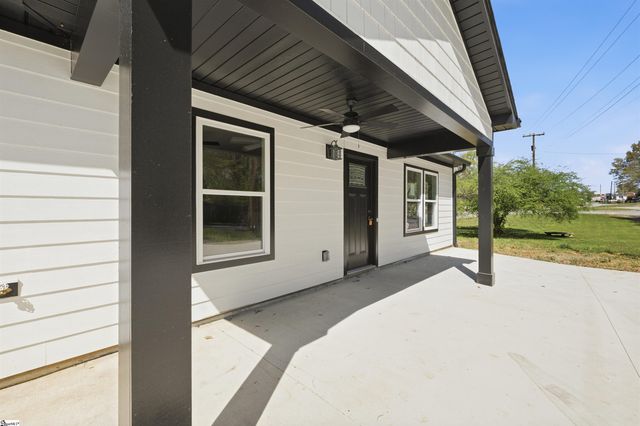 1606 S Murray Ave Extension, Anderson, SC 29624