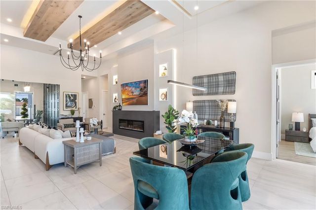 160 SW 52nd TER, Cape Coral, FL 33914