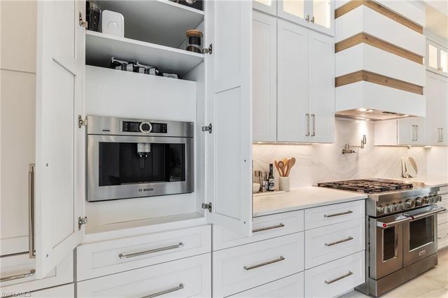 160 SW 52nd TER, Cape Coral, FL 33914