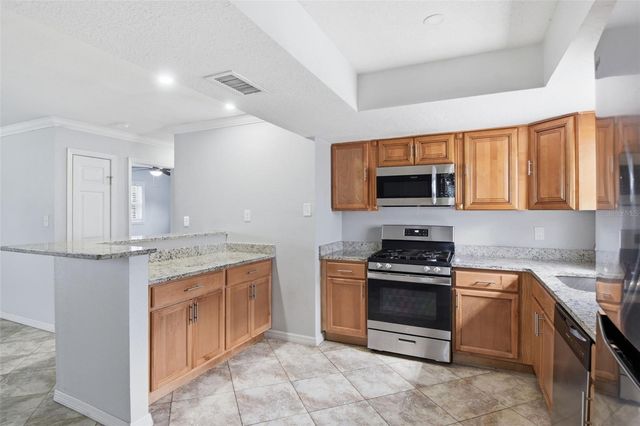 1842 SHORE ACRES BOULEVARD NE, St Petersburg, FL 33703