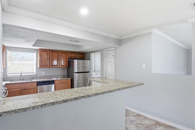1842 SHORE ACRES BOULEVARD NE, St Petersburg, FL 33703