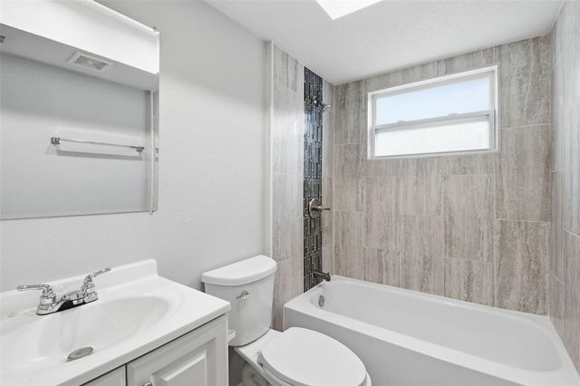 1842 SHORE ACRES BOULEVARD NE, St Petersburg, FL 33703