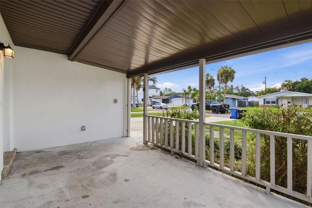 1842 SHORE ACRES BOULEVARD NE, St Petersburg, FL 33703