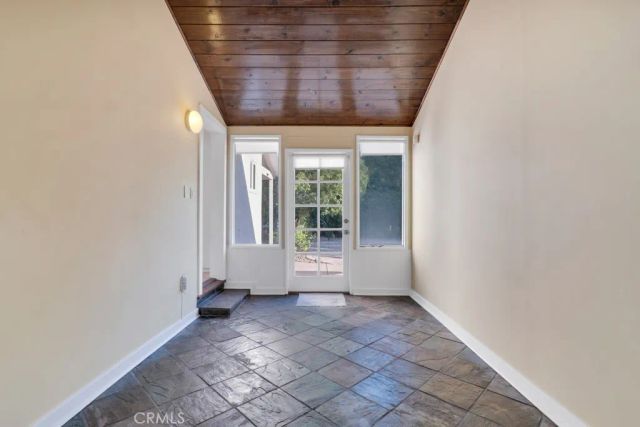 23154 Mariano, Woodland Hills, CA 91367