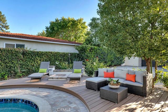 23154 Mariano, Woodland Hills, CA 91367