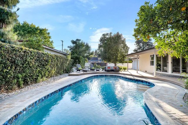 23154 Mariano, Woodland Hills, CA 91367
