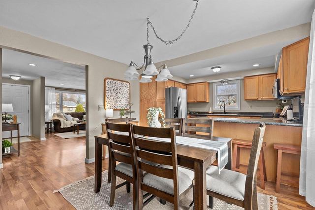 978 EVANS STREET, Neenah, WI 54956