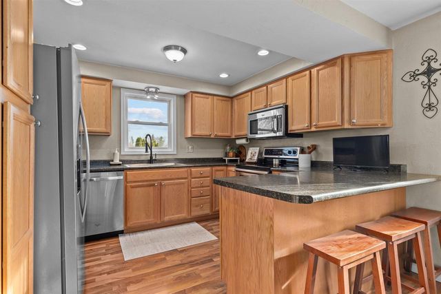 978 EVANS STREET, Neenah, WI 54956