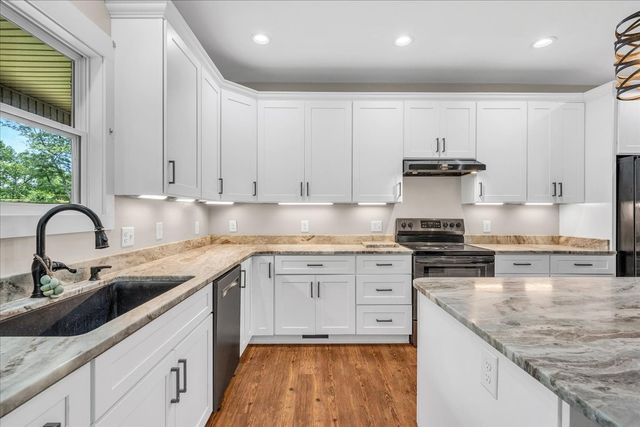 488 Prater Rd, Smithville, TN 37166