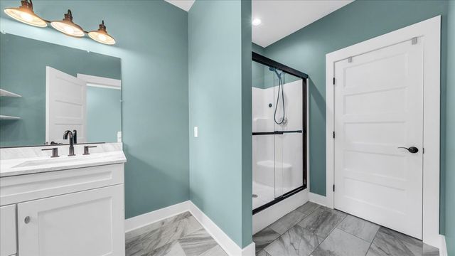488 Prater Rd, Smithville, TN 37166