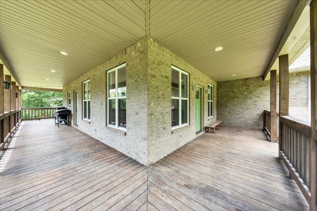 488 Prater Rd, Smithville, TN 37166
