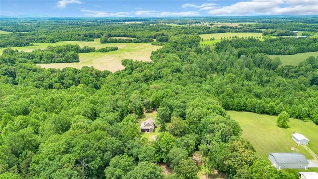 488 Prater Rd, Smithville, TN 37166