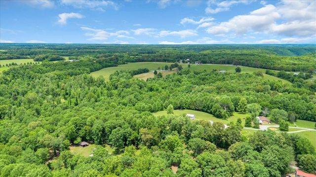 488 Prater Rd, Smithville, TN 37166