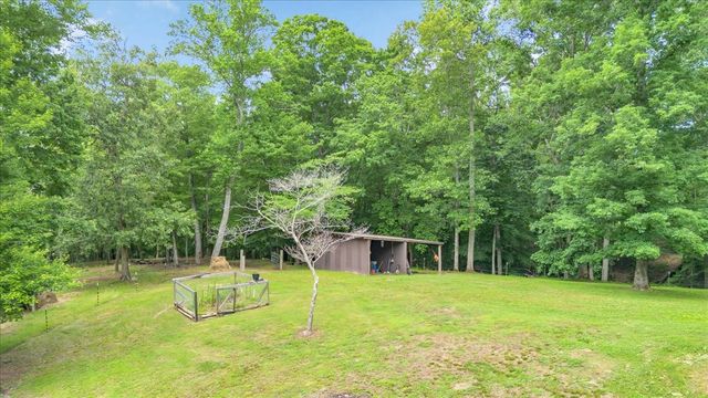 488 Prater Rd, Smithville, TN 37166