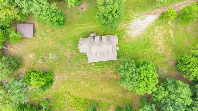 488 Prater Rd, Smithville, TN 37166