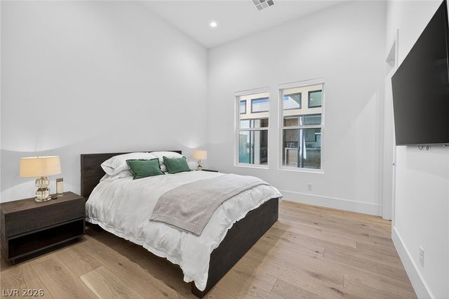 4803 Verde Bloom Street, Las Vegas, NV 89135