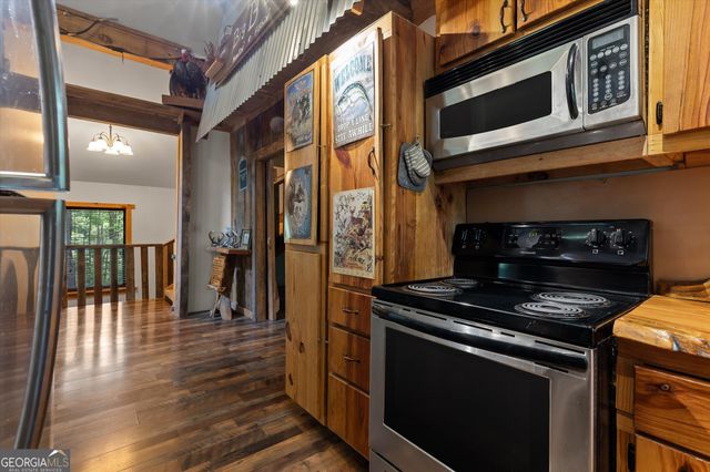 65 Rocky Top Trail, Trenton, GA 30752