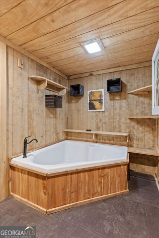 65 Rocky Top Trail, Trenton, GA 30752