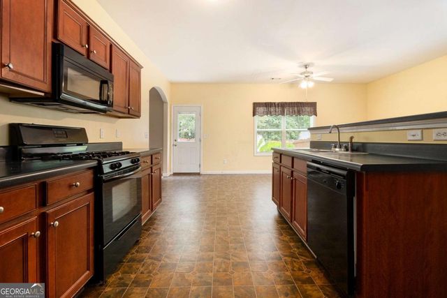 4327 Shamrock Drive, Atlanta, GA 30349