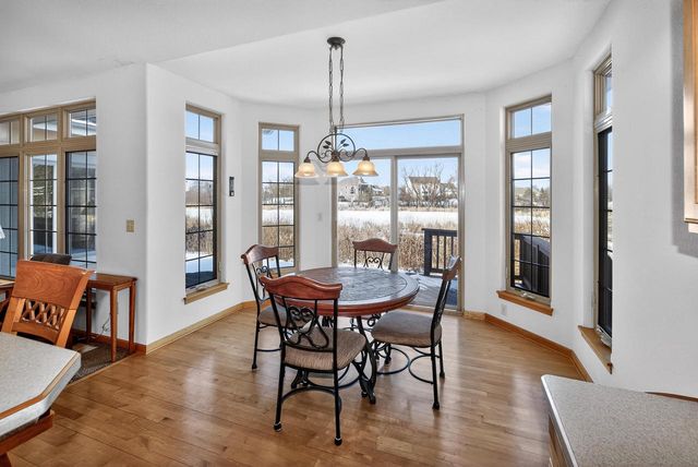 8244 Anna AVENUE, Waterford, WI 53185