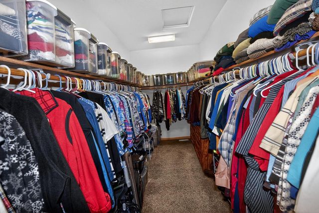 8244 Anna AVENUE, Waterford, WI 53185