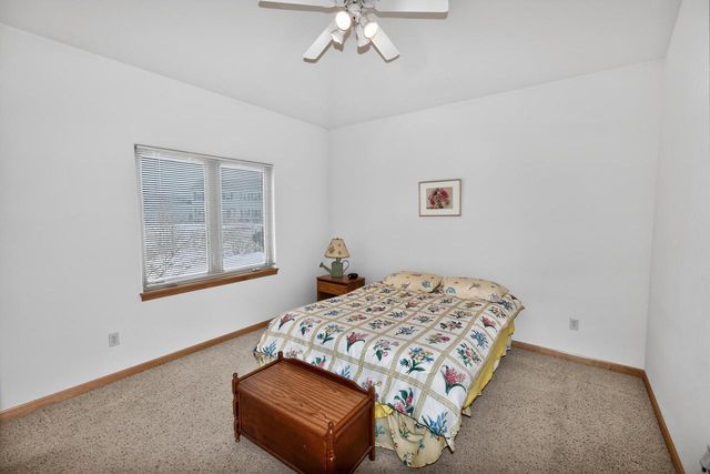 8244 Anna AVENUE, Waterford, WI 53185