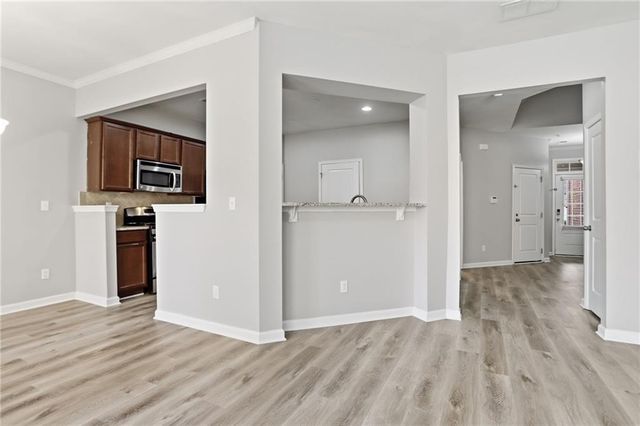 3370 Vintage SE Circle 7, Smyrna, GA 30080