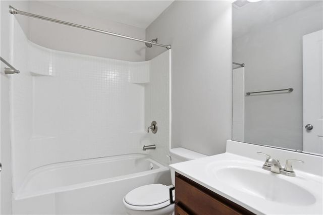 3370 Vintage SE Circle 7, Smyrna, GA 30080