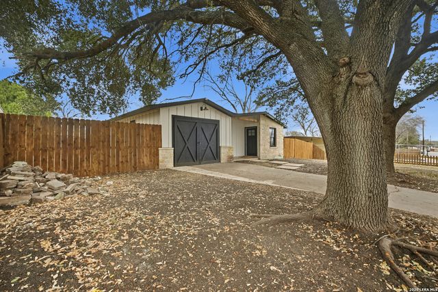 2050 Springvale, San Antonio, TX 78227