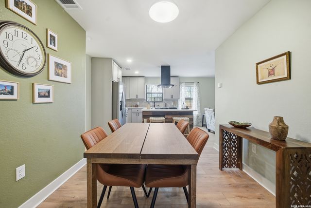 2050 Springvale, San Antonio, TX 78227