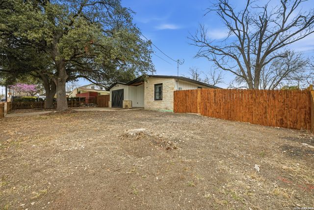 2050 Springvale, San Antonio, TX 78227
