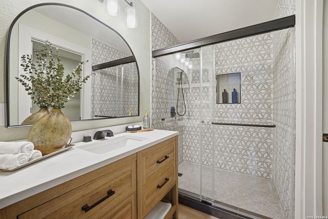 2050 Springvale, San Antonio, TX 78227