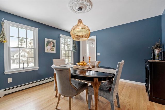 99 Flagler Dr, Holden, MA 01520