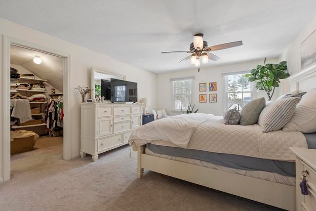 99 Flagler Dr, Holden, MA 01520