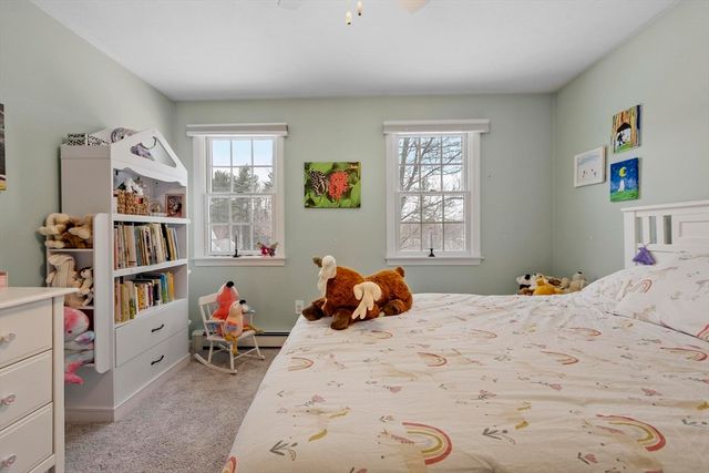 99 Flagler Dr, Holden, MA 01520