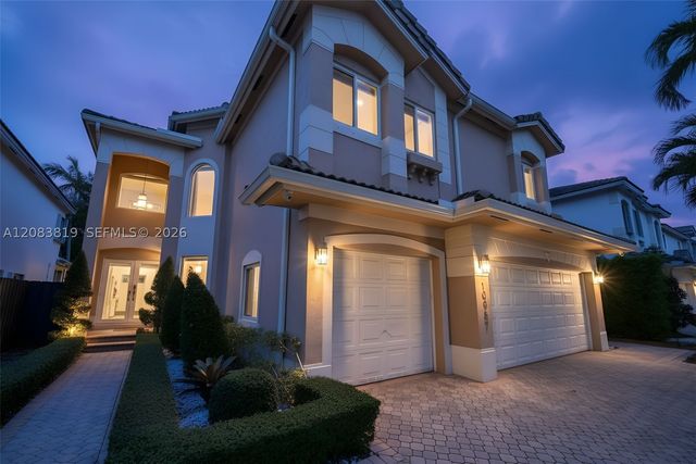 10957 NW 73rd Ter, Doral, FL 33178