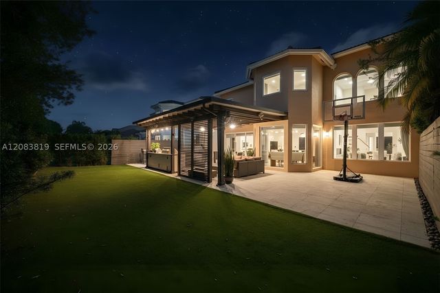 10957 NW 73rd Ter, Doral, FL 33178