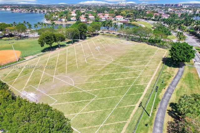 10957 NW 73rd Ter, Doral, FL 33178